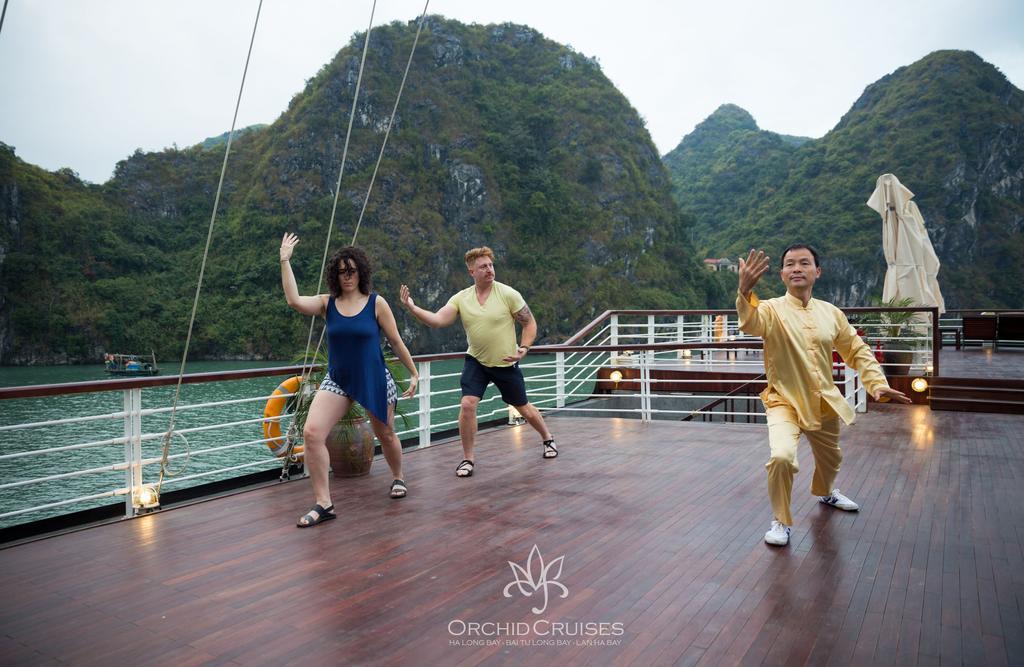 Orchid Classic Cruise Ha Long Exterior photo
